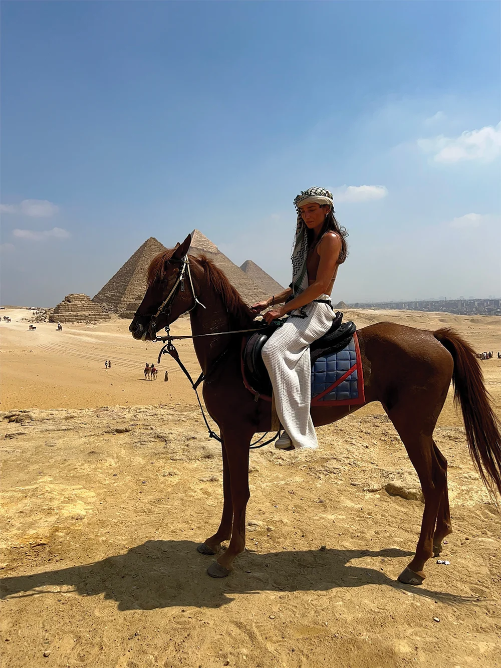 horse hok pyramids1