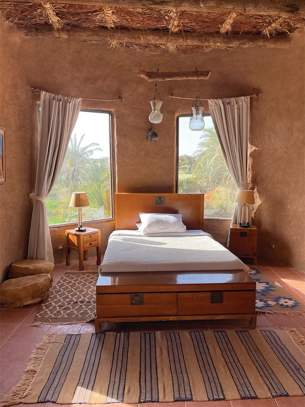 Bed in the eco lodge of Al Tarfa.